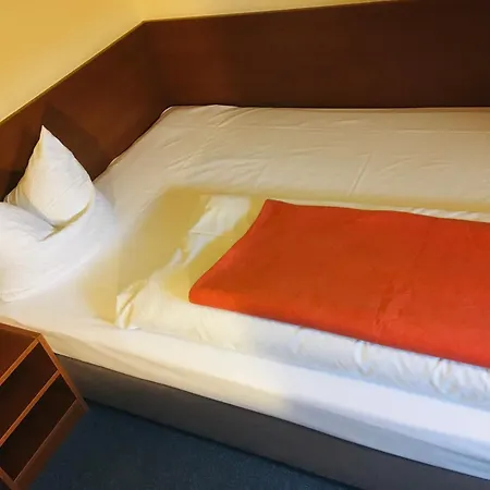 Hotel - Lamm & Ammertal Brennerei Tybinga